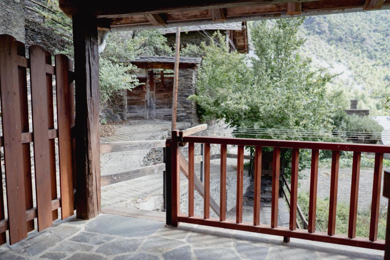 El Xalet De La Vall De Cardos Lladros ภายนอก รูปภาพ